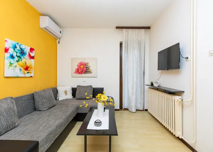 Kovac * Малинска